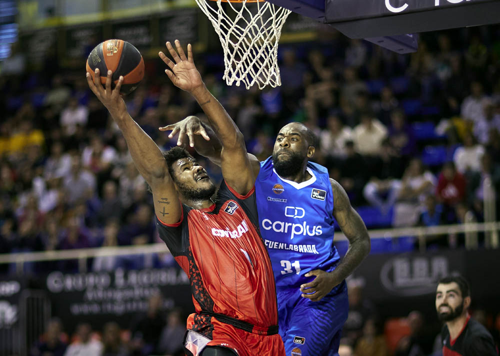 Cristiano Felicio, jugador del Coviran Granada, en una acción del partido ante Fuenlabrada (FERMÍN RODRÍGUEZ / FUNDACION-CBG) Cristiano Felicio, jugador del Coviran Granada, en una acción del partido ante Fuenlabrada (FERMÍN RODRÍGUEZ / FUNDACION-CBG)
