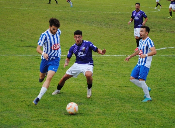 El local Talavera fue de los jugadores más incisivos (SEMANARIO MUCHO DEPORTE) 
