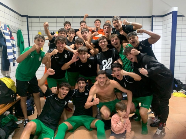 El Atarfe Industrial celebra la victoria en el derbi (ATARFE INDUSTRIAL)