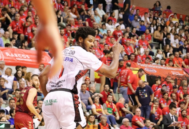 Cristiano Felicio fue clave en la victoria ante Murcia (ACB PHOTOS/ J. BERNAL)