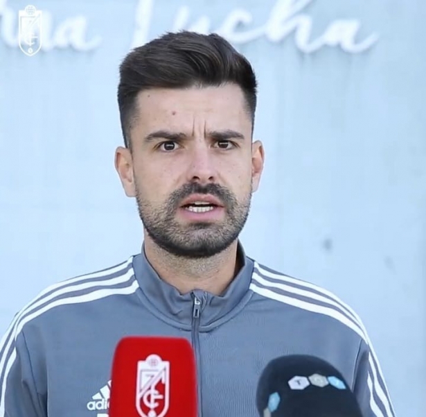 Roger Lamesa, entrenador del Granada Femenino (GCF TV)