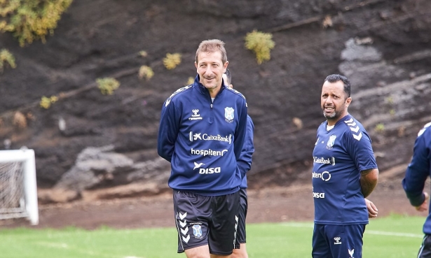 Luis Miquel Ramis, en un entrenamiento del Tenerife (CD TENERIFE)