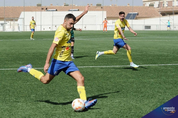 El Huétor Tájar se medirá al Albacete en el primer partido de su historia en Copa (JOSÉ M. BALDOMERO)