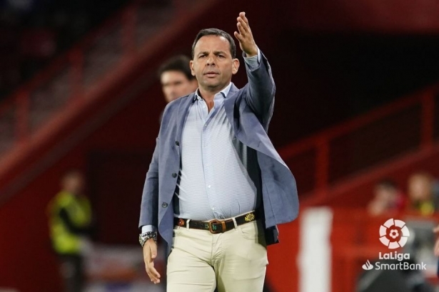 Javi Calleja, durante el partido del `Nuevo Los Cármenes` (LALIGA)