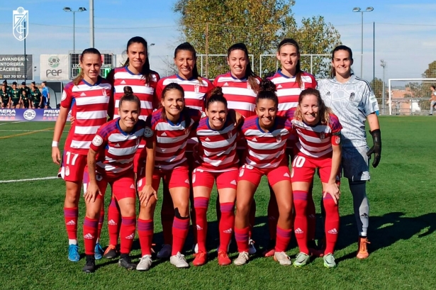 Once inicial del Granada Femenino en Cáceres (GCF)