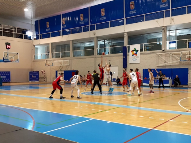 Inicio del partido (CB BAZA)