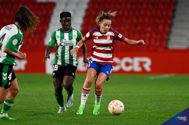 El Granada Femenino quiere en Oviedo lograr su segunda victoria de la semana tras hacer historia en Copa (JOSÉ M. BALDOMERO)