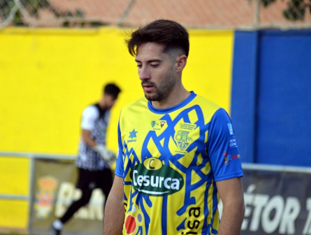 Víctor Armero marcó en la victoria del CD Huétor Tajar (EL FARO DE MELILLA)