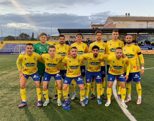 Once inicial del CD Huétor Tajar ante el Málaga City (CD HUÉTOR TAJAR)
