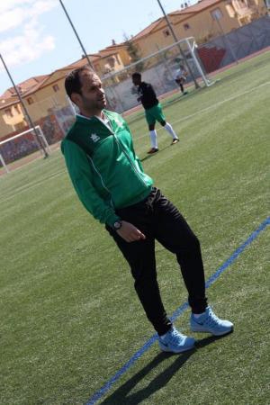 Ángel Ruiz, entrenador de la UD Maracena cadete (LA PREFERENTE) 
