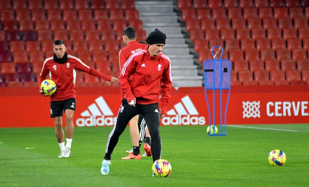 Callejón, en un entrenamiento anterior en `Los Cármenes` (JAVIER PALMA)