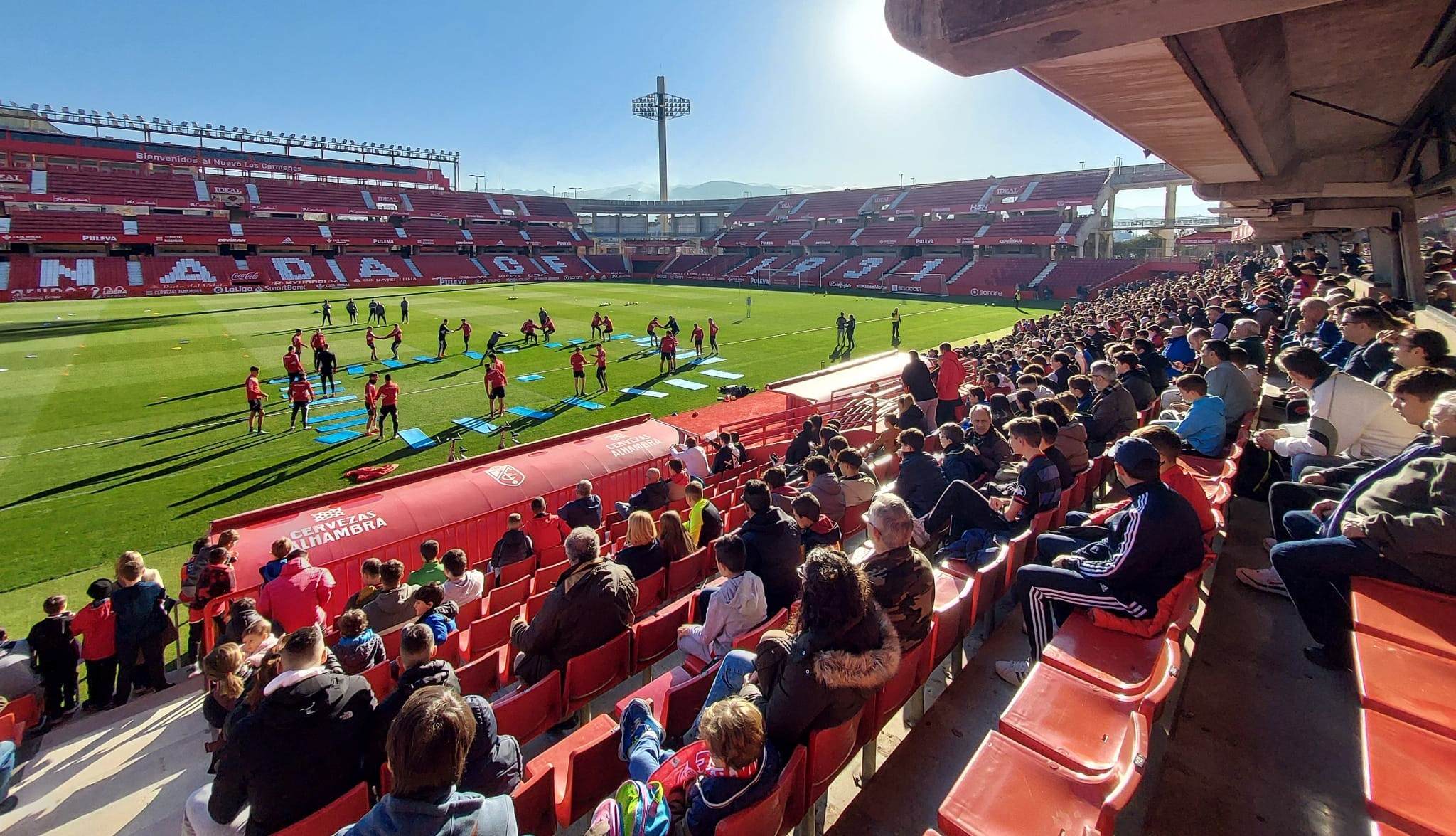 Panorámica del `Nuevo Los Cármenes` en la sesión abierta para los aficionados del Granada (FRAN CALVO) Panorámica del `Nuevo Los Cármenes` en la sesión abierta para los aficionados del Granada (FRAN CALVO)