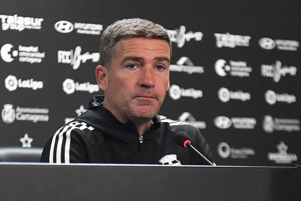 Luis Carrión, entrenador del Cartagena (FC CARTAGENA)