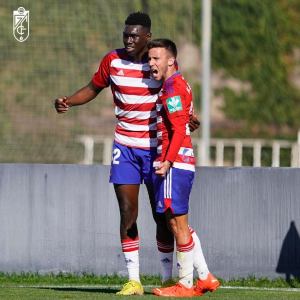 Samu celebra el gol (GRANADA CF) 