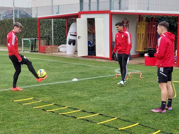 Ricard, Arezo y Bryan, este martes en la Ciudad Deportiva (FRAN CALVO)