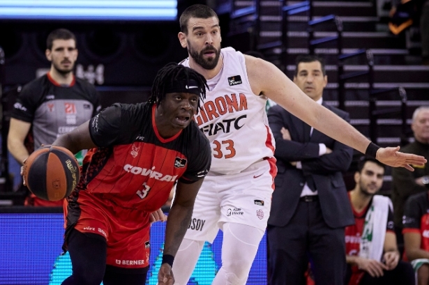 Thomas Bropleh ante Marc Gasol (FERMÍN RODRÍGUEZ /FUNDACION-CBG) 