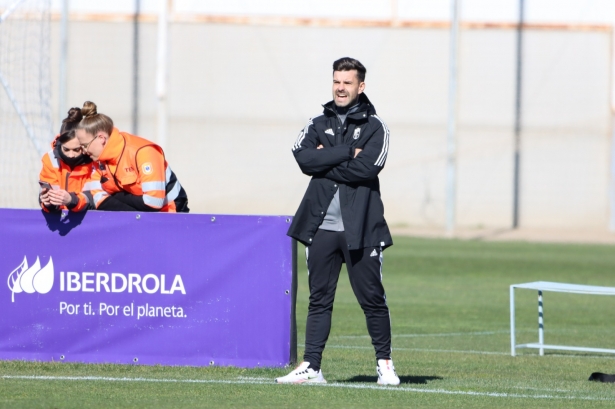 Roger Lamesa, durante el partido ante el Albacete (JOSÉ ANDRÉS FERNÁNDEZ)