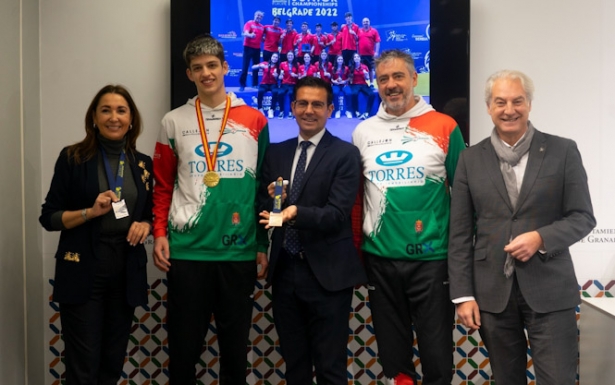 Recibimiento a Daniel Franco (AYUNTAMIENTO GRANADA)