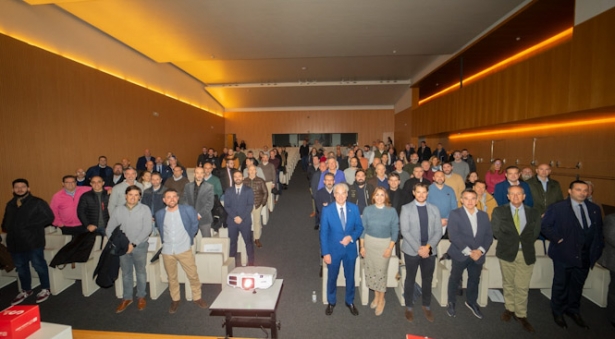 Participantes en la jornada (AYUNTAMIENTO GRANADA)