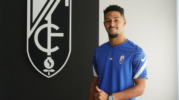 Thérésin ya no pertenece al Granada CF (GRANADA CF)