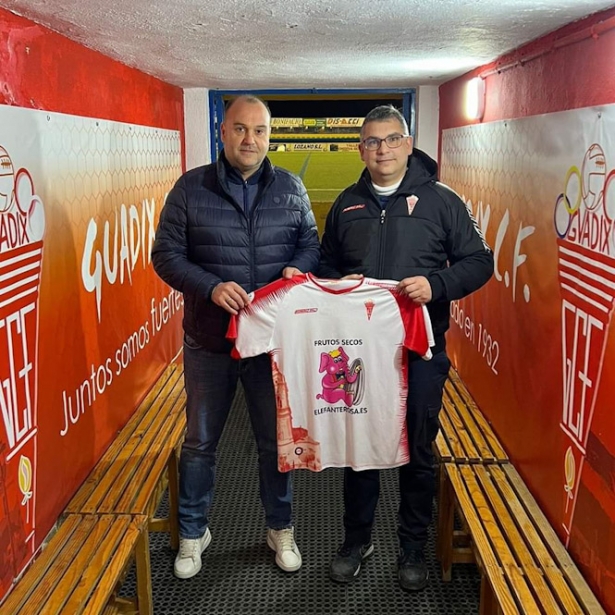 Presentación de Manolo Rojas como entrenador del Guadix CF (GUADIX CF)