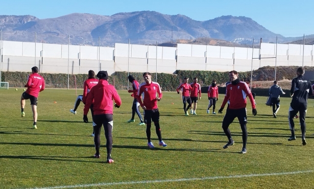 Imagen del entrenamiento de este viernes en la Ciudad Deportiva, con Neva en el grupo (FRAN CALVO)