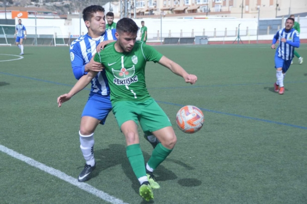 El Atarfe Industrial perdió ante el Alhaurín de la Torre CF (GABRIEL ROSARIO LÁZARO) 