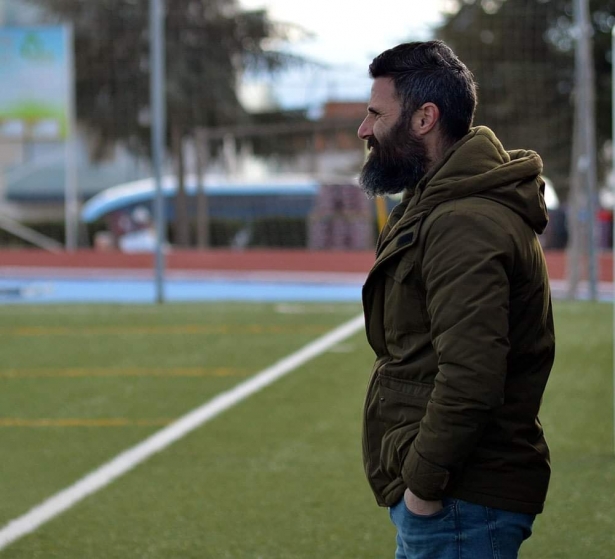 El entrenador de la UD Maracena, Rafa Payán (J. PALMA) 
