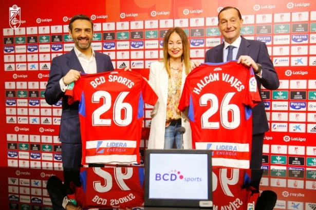 Firma del acuerdo (GRANADA CF)