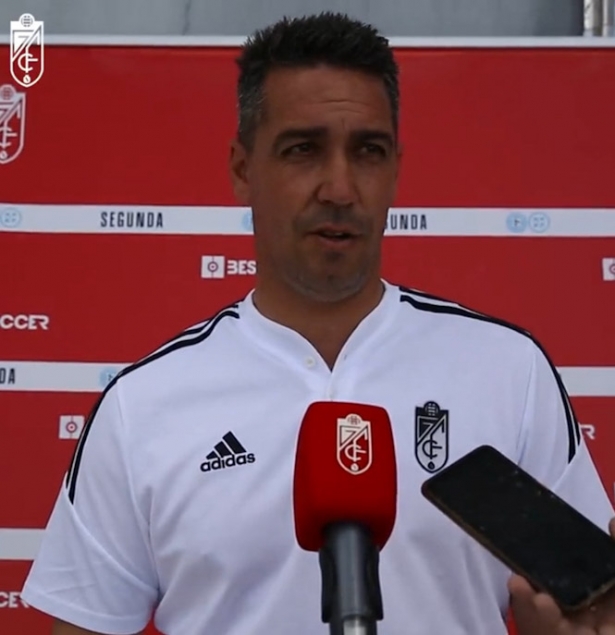 El entrenador del Recreativo de Granada, Juan Antonio Milla (GRANADA CF)