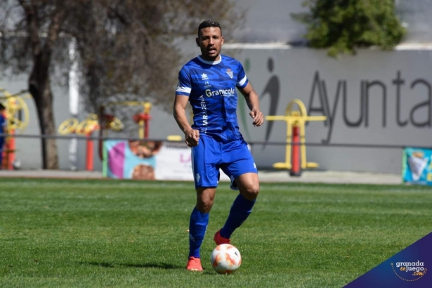 Matheus en un partido anterior (JOSÉ M. BALDOMERO / ARCHIVO) 