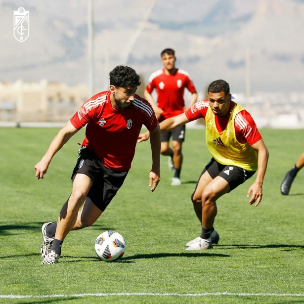 El Recreativo ha preparado el partido a máxima intensidad (GRANADA CF)