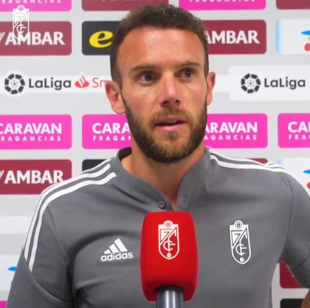 Quini, en zona mixta tras el encuentro (@GranadaCF)