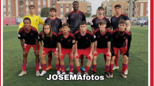 Once inicial del Granada CF juvenil (JOSÉ A FOTOS) 