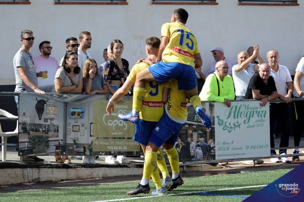 Los hueteños quieren anotarse los tres puntos en su último encuentro en casa de la temporada regular (JOSÉ M. BALDOMERO)