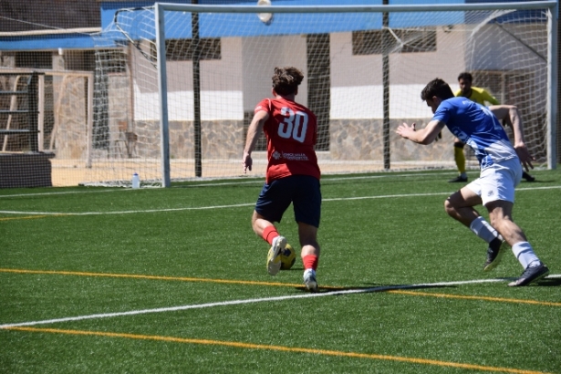 Mario Requena marcó los dos goles del Churriana CF (JOSÉ REQUENA) 