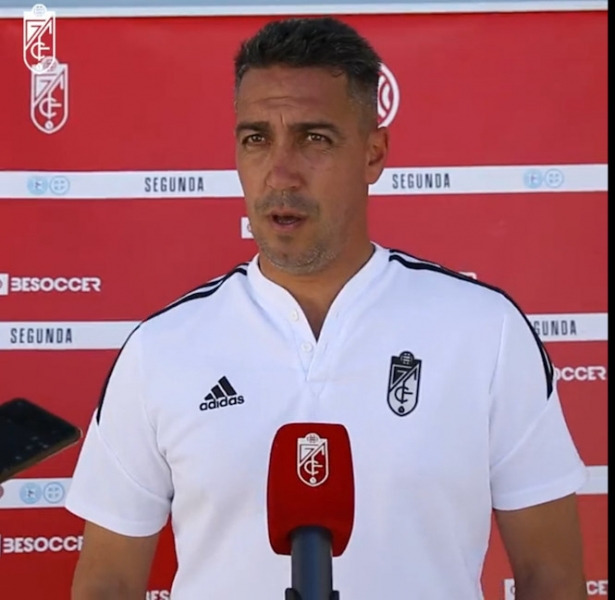 El técnico del Recreativo Granada, Juan Antonio Milla (GRANADA CF)