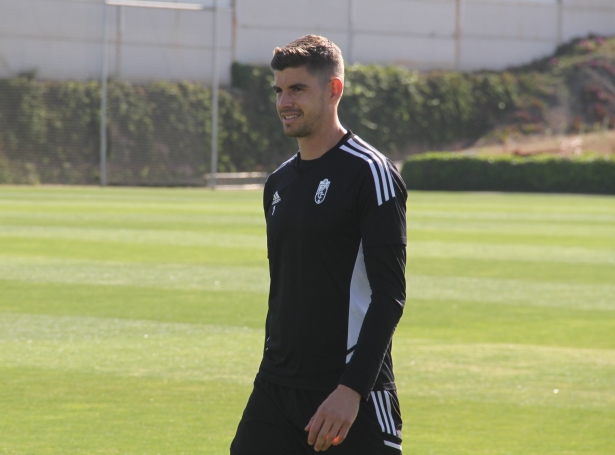 Raúl Fernández durante un entrenamiento (AZCOYTIA)