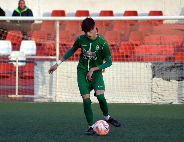 Sergio Pimentel, jugador del Atarfe Industrial, durante un partido (J. PALMA)