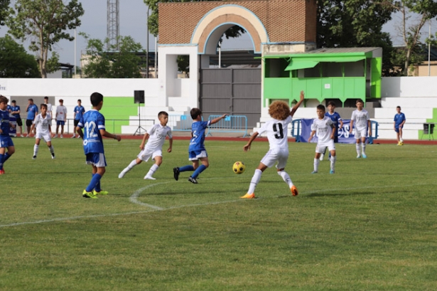 Partido entre la UD Maracena y el Real Madrid (AYTO. MARACENA) 