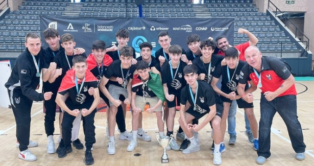 El Fertisac FCBG celebra el bronce en el andaluz (FUNDACION CB GRANADA)