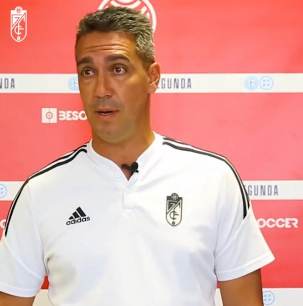 El técnico del Recreativo, Juan Antonio Milla (GRANADA CF)
