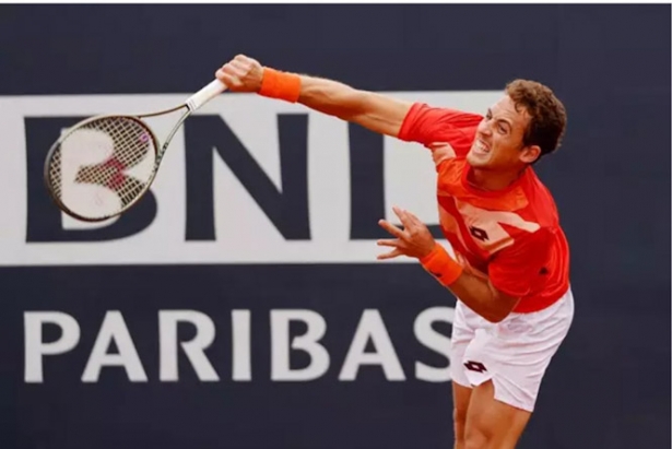 El tenista granadino Roberto Carballés durante un torneo (AGN FOTO / LIVE MEDIA / DPPI / AFP7 / EUROPA PRESS) 