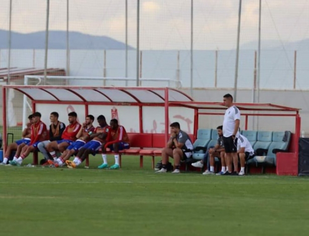 El técnico del Recreativo, de Granada, Juan Antonio Milla (GRANADA CF)