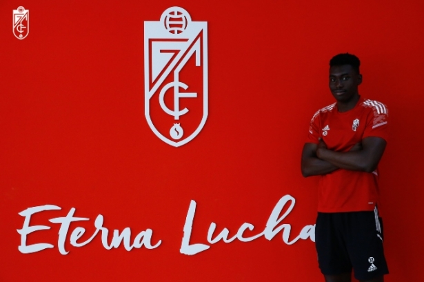 Samu Omorodion (GRANADA CF)
