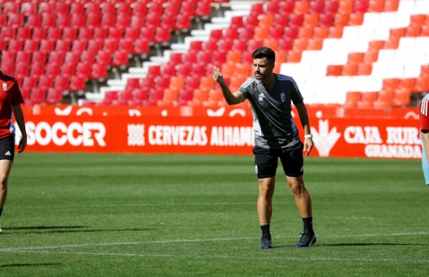 El técnico del Granada CF Femenino, Roger Lamesa (GRANADA CF)