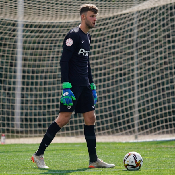 Ángel se marcha a la Ponferradina (GRANADA CF)