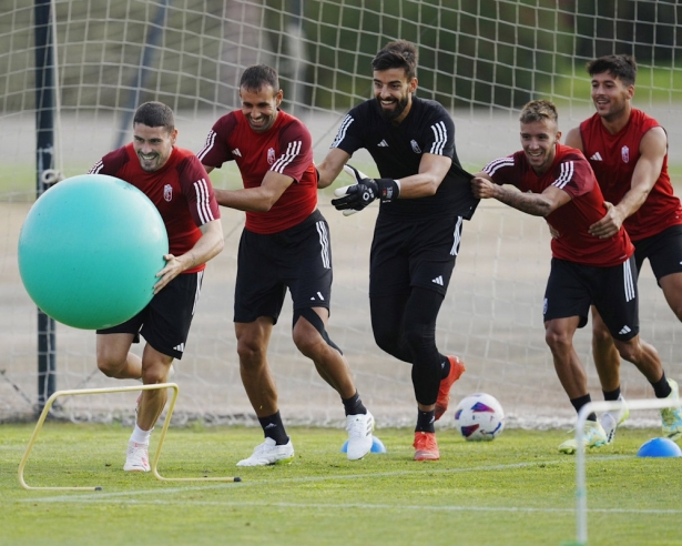 Entrenamiento del Granada CF en Montecastillo (GRANADA CF)