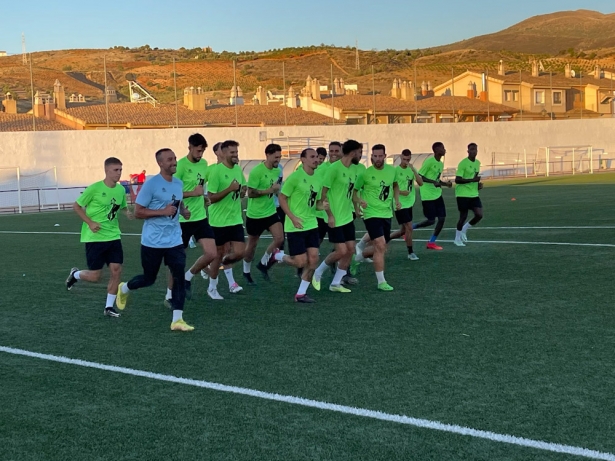 El CD Huétor Vega ha iniciado la pretemporada (CD HUÉTOR VEGA)