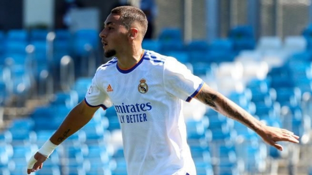 Óscar Aranda celebra un gol con el Castilla (VIP DEPORTIVO)